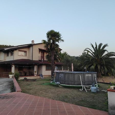 Appartamento Casa Vacanze In Famiglia San Leucio del Sannio Esterno foto